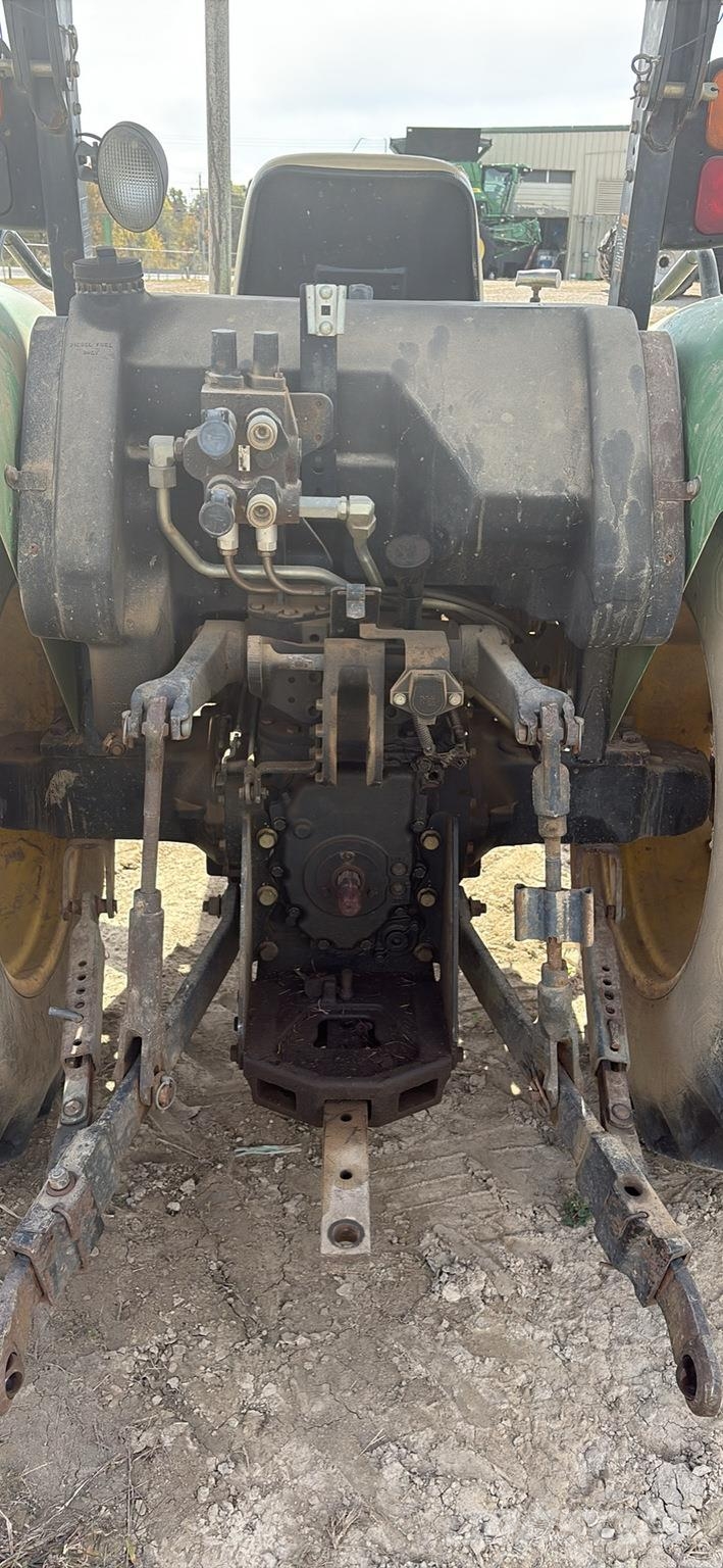 John Deere 5325 Traktoren