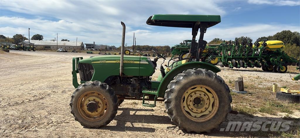 John Deere 5325 Traktoren
