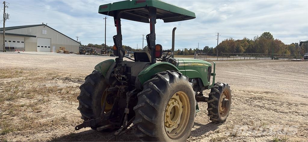 John Deere 5325 Traktoren