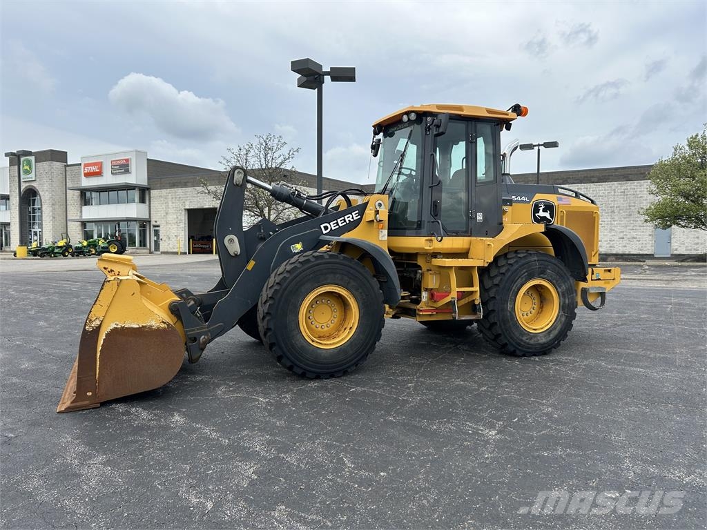 John Deere 544L Incarcator pe pneuri
