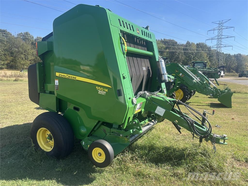 John Deere 550M Lis na válcové balíky