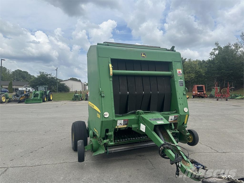 John Deere 558 ラウンドベーラー