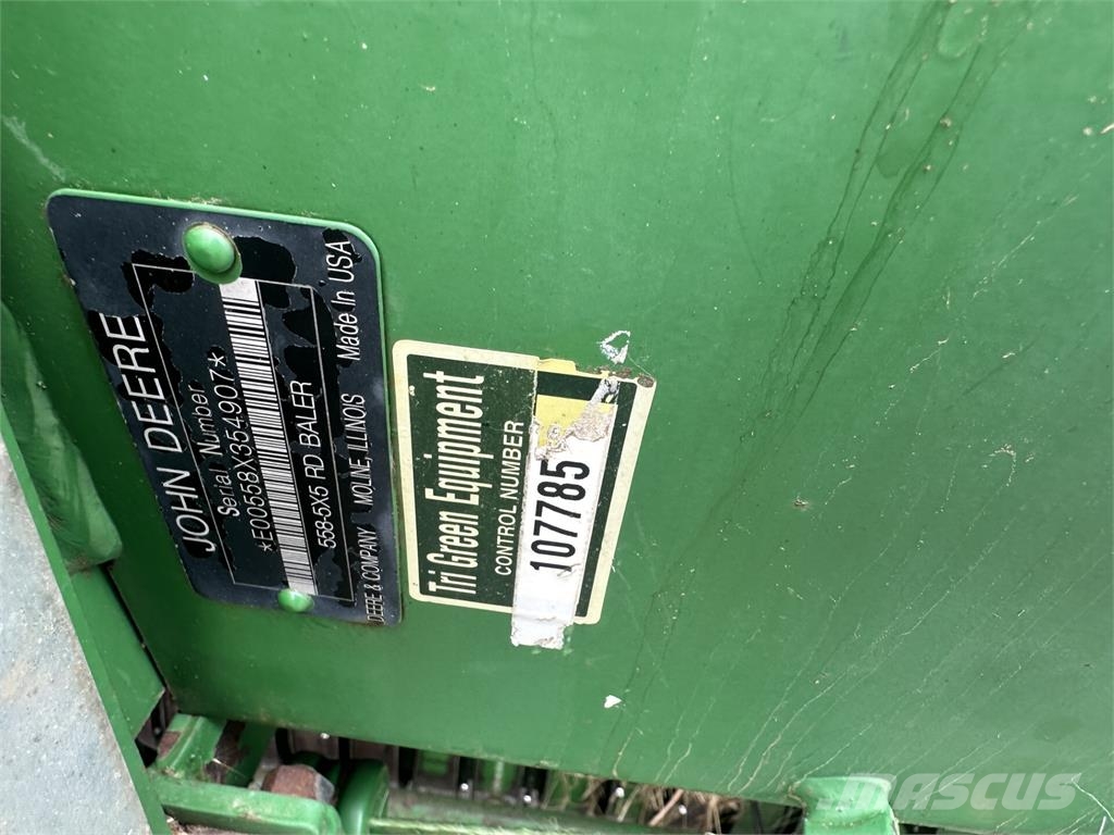 John Deere 558 ラウンドベーラー