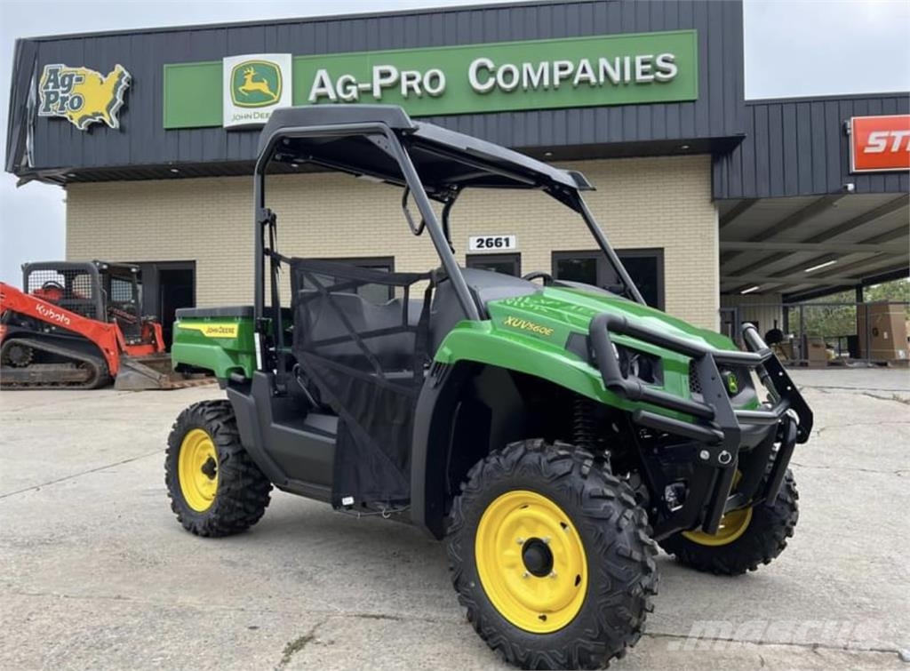 John Deere 560E Úžitkové vozne