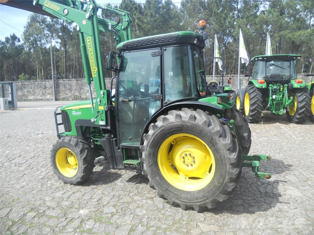 John Deere 5615 Traktorok