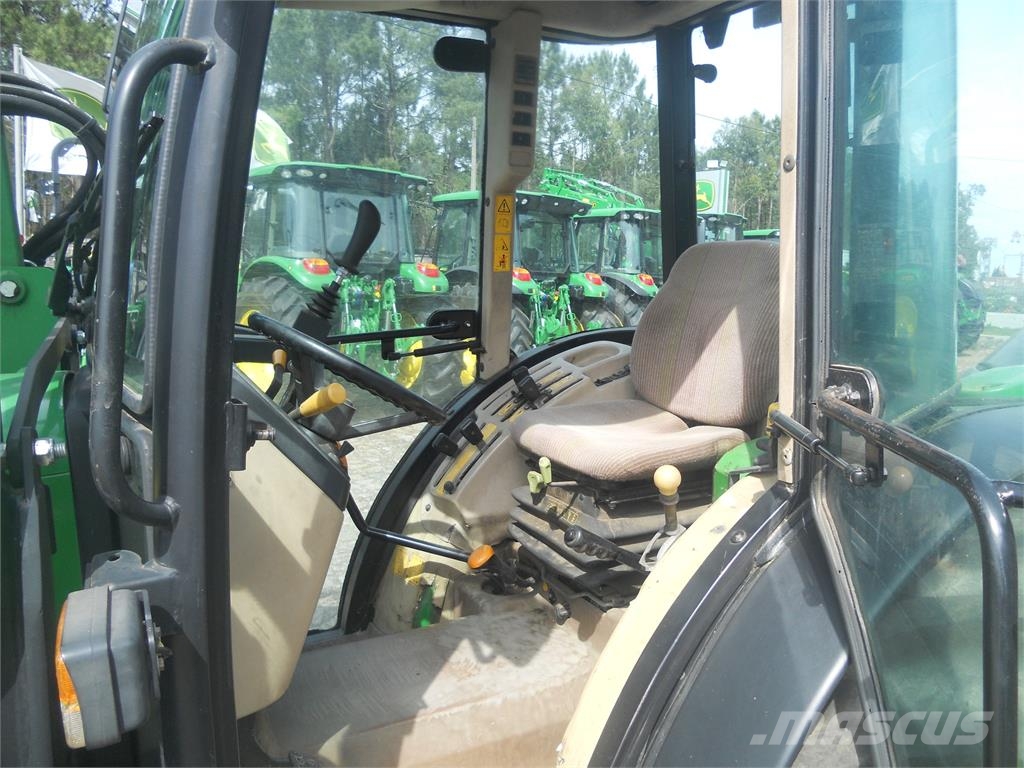 John Deere 5615 Traktorok