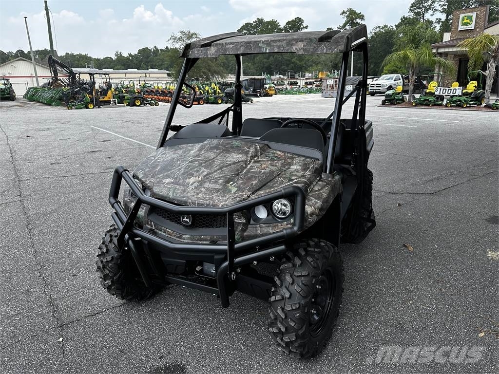 John Deere 590M Utility machines