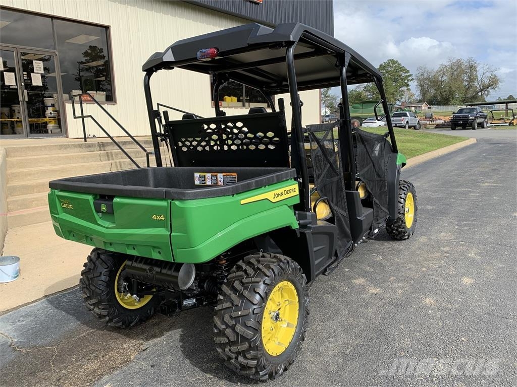 John Deere 590M S4 Utility machines
