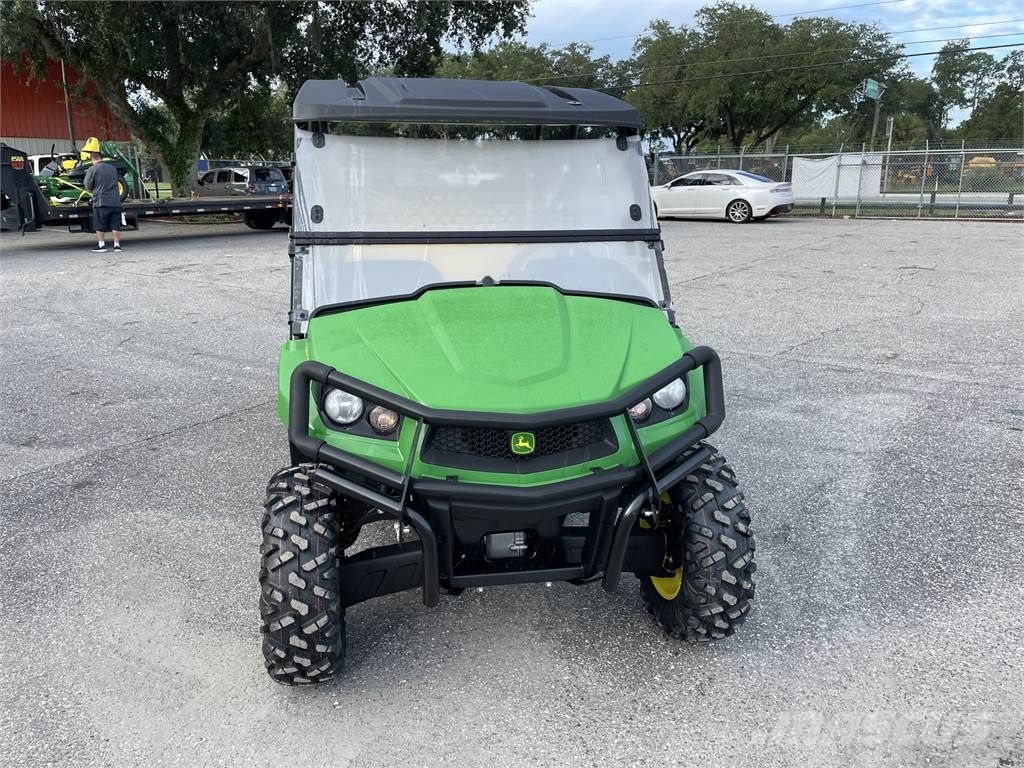 John Deere 590M S4 Utility machines