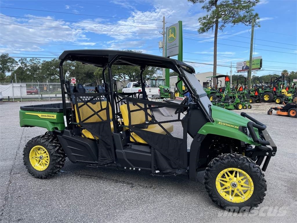 John Deere 590M S4 Utility machines