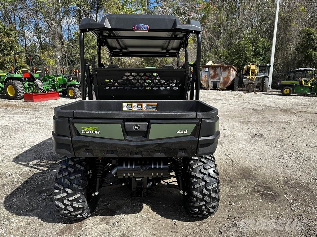 John Deere 590M S4 Utility machines