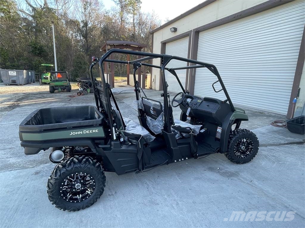 John Deere 590M S4 Utility machines
