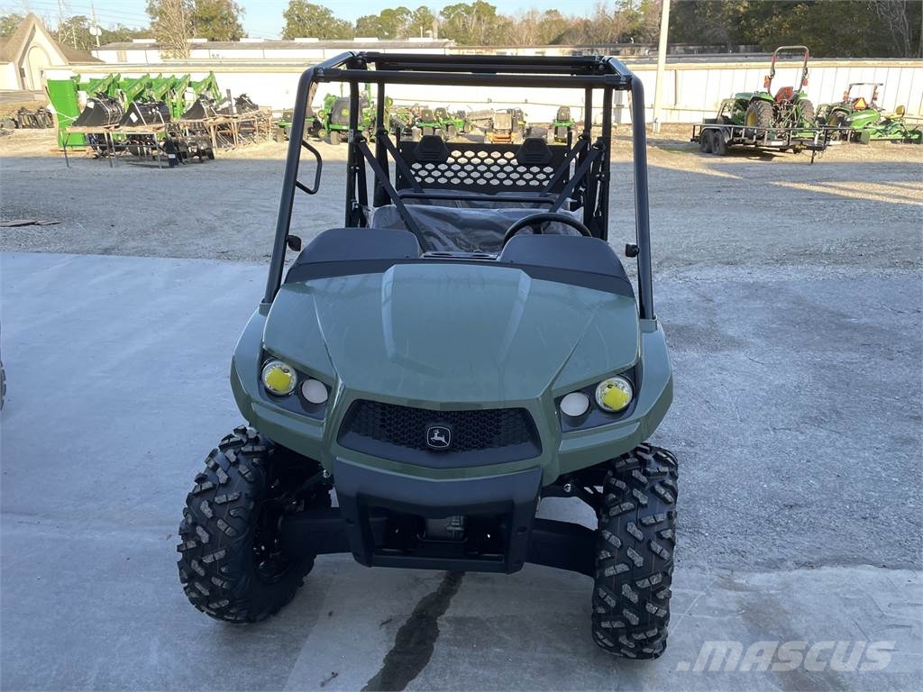 John Deere 590M S4 Utility machines