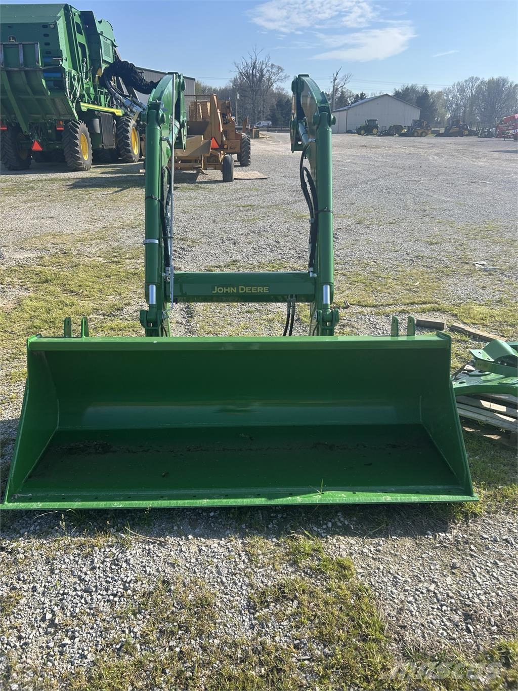 John Deere 600R Traktori