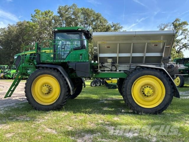 John Deere 600R الرشاشات