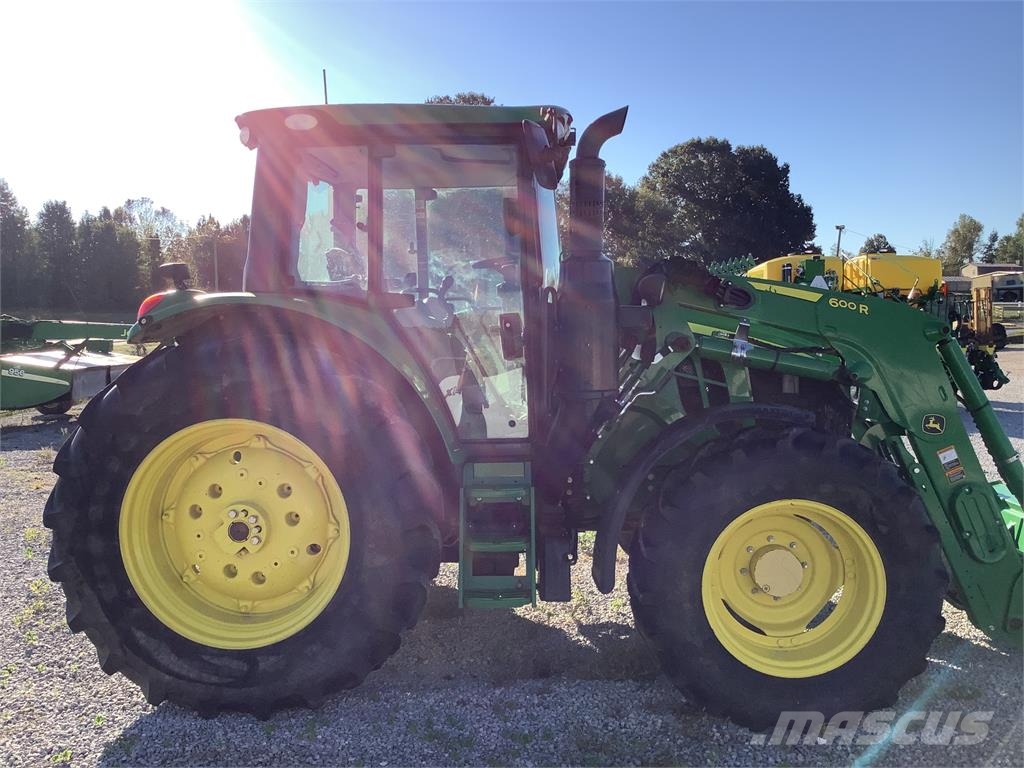 John Deere 6110M 曳引機