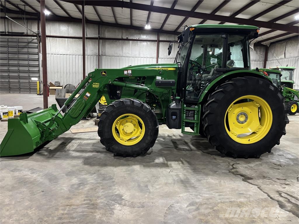 John Deere 6120E Traktoriai