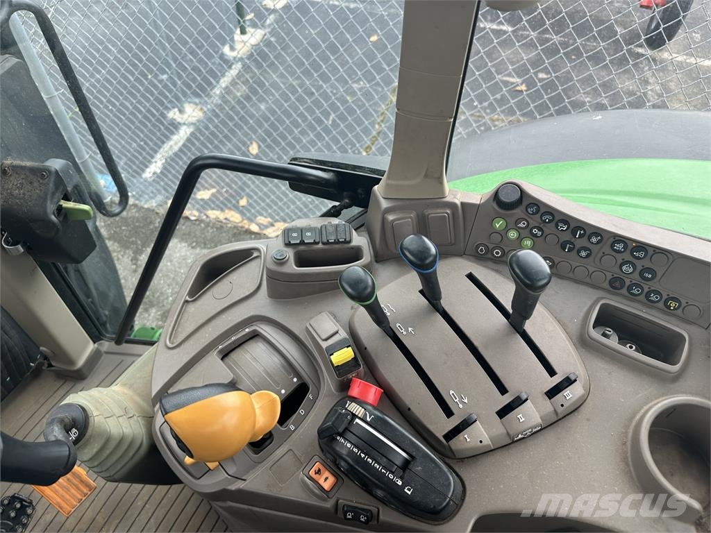 John Deere 6120M Traktori