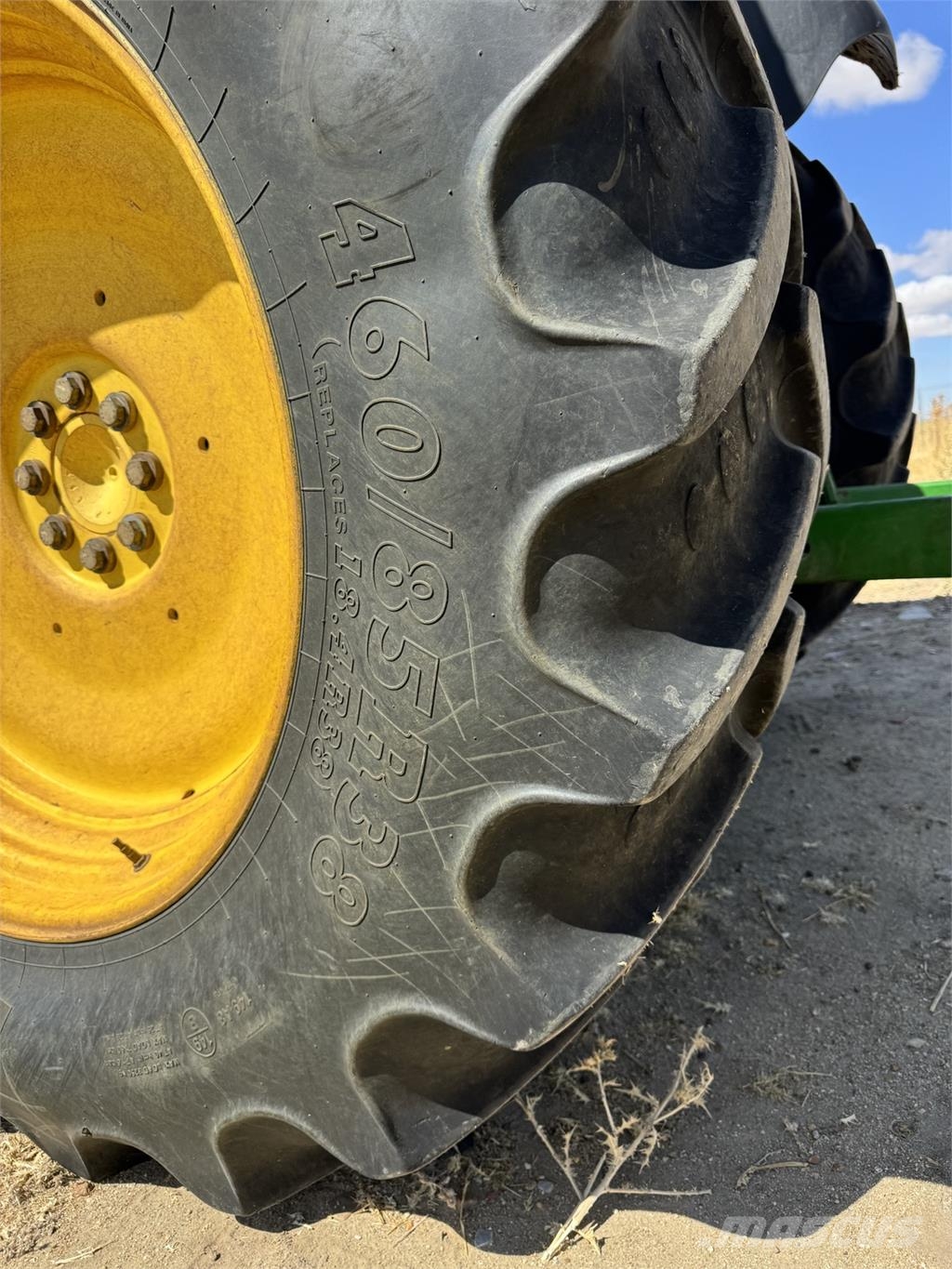 John Deere 6120M الجرارات
