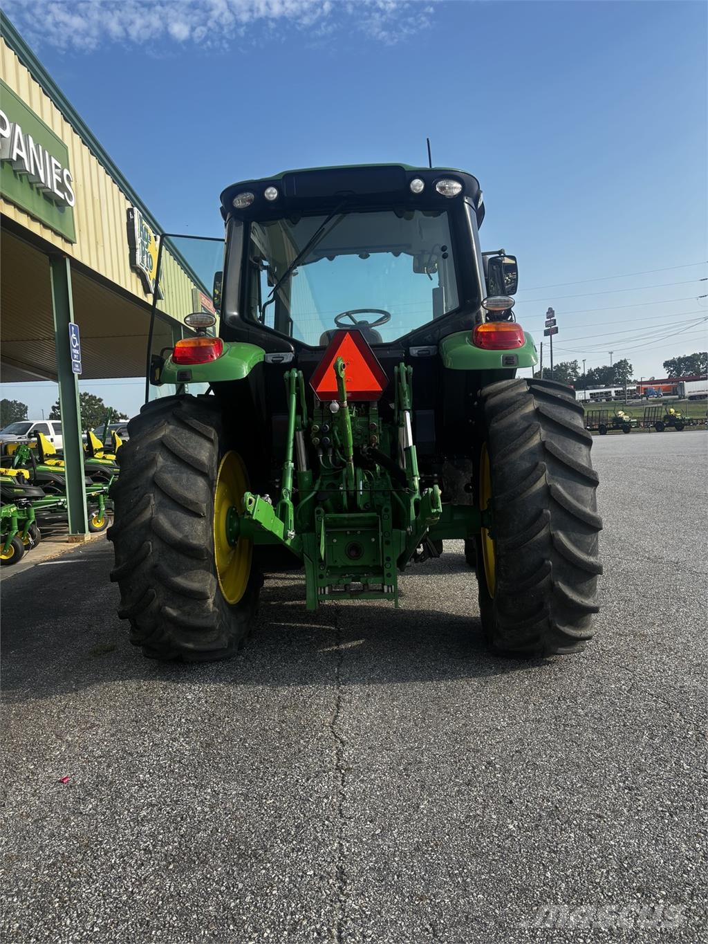 John Deere 6120M Manjši traktorji