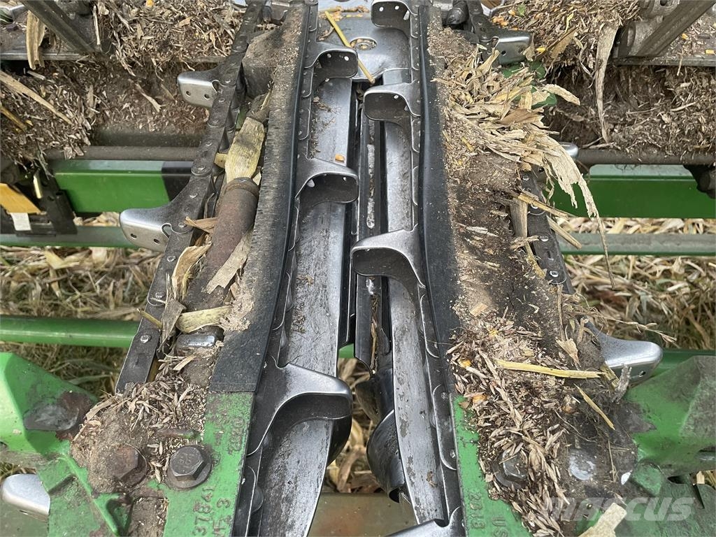 John Deere 612C Компоненты для зерноуборочных комбайнов