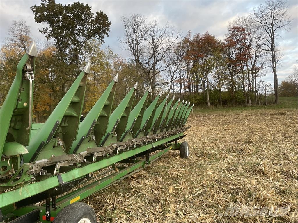 John Deere 612C Компоненты для зерноуборочных комбайнов