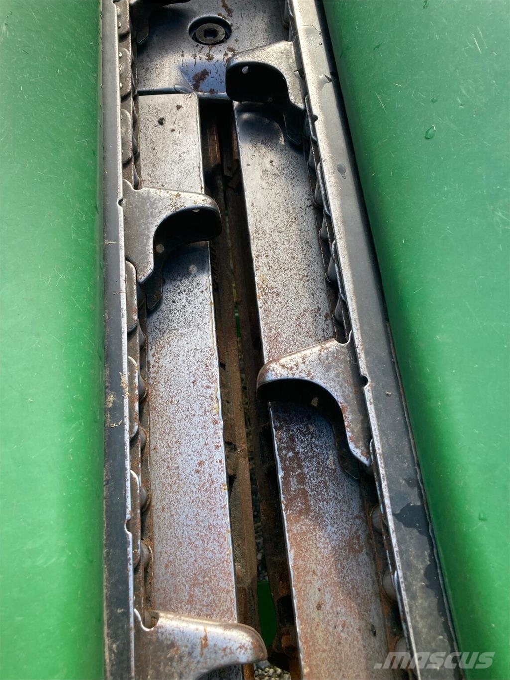 John Deere 612C ملحقات الحصادات