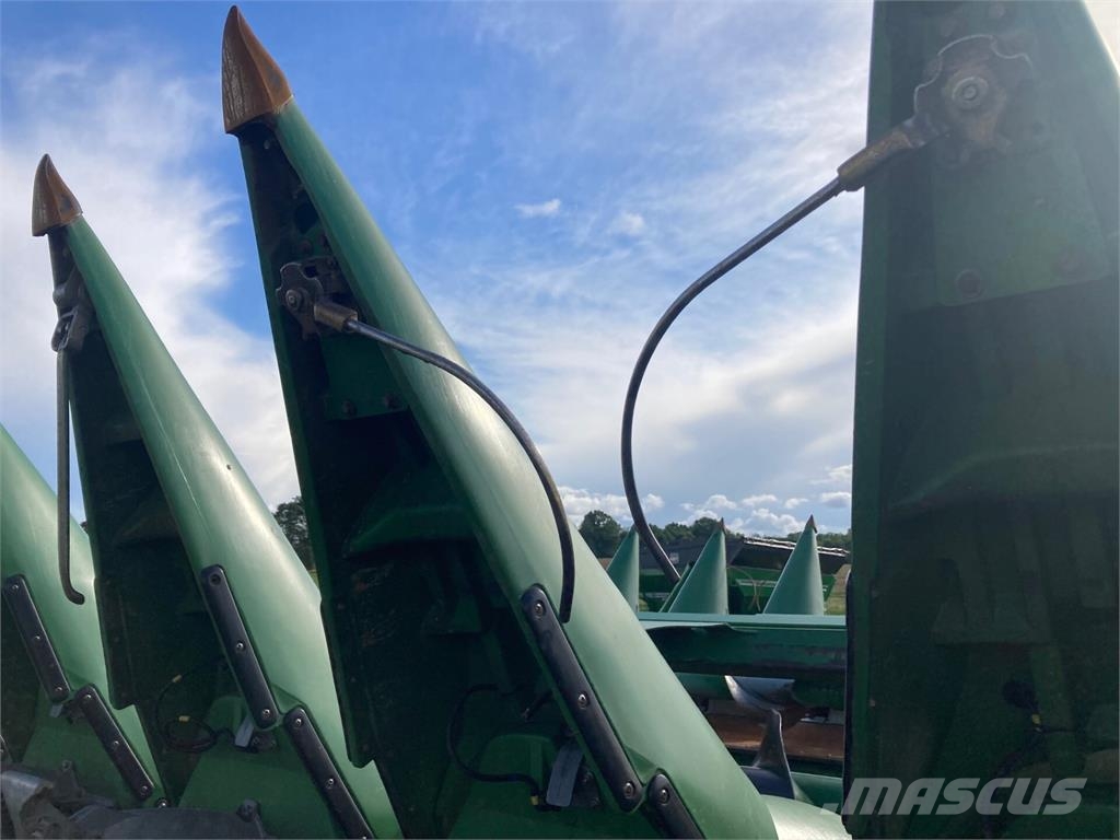 John Deere 612C ملحقات الحصادات
