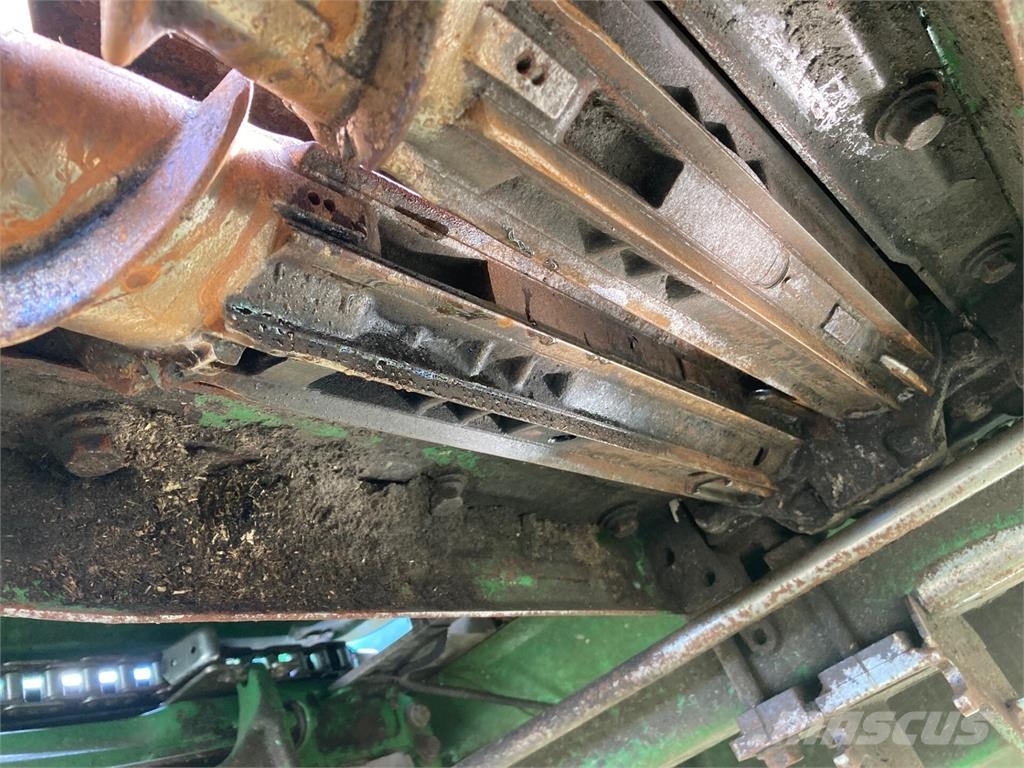 John Deere 612C ملحقات الحصادات