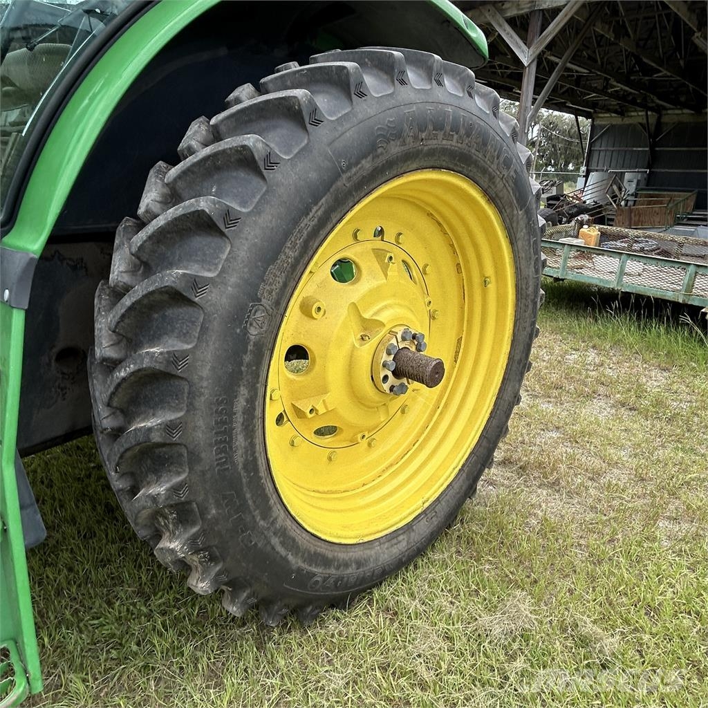 John Deere 6140R Traktoriai