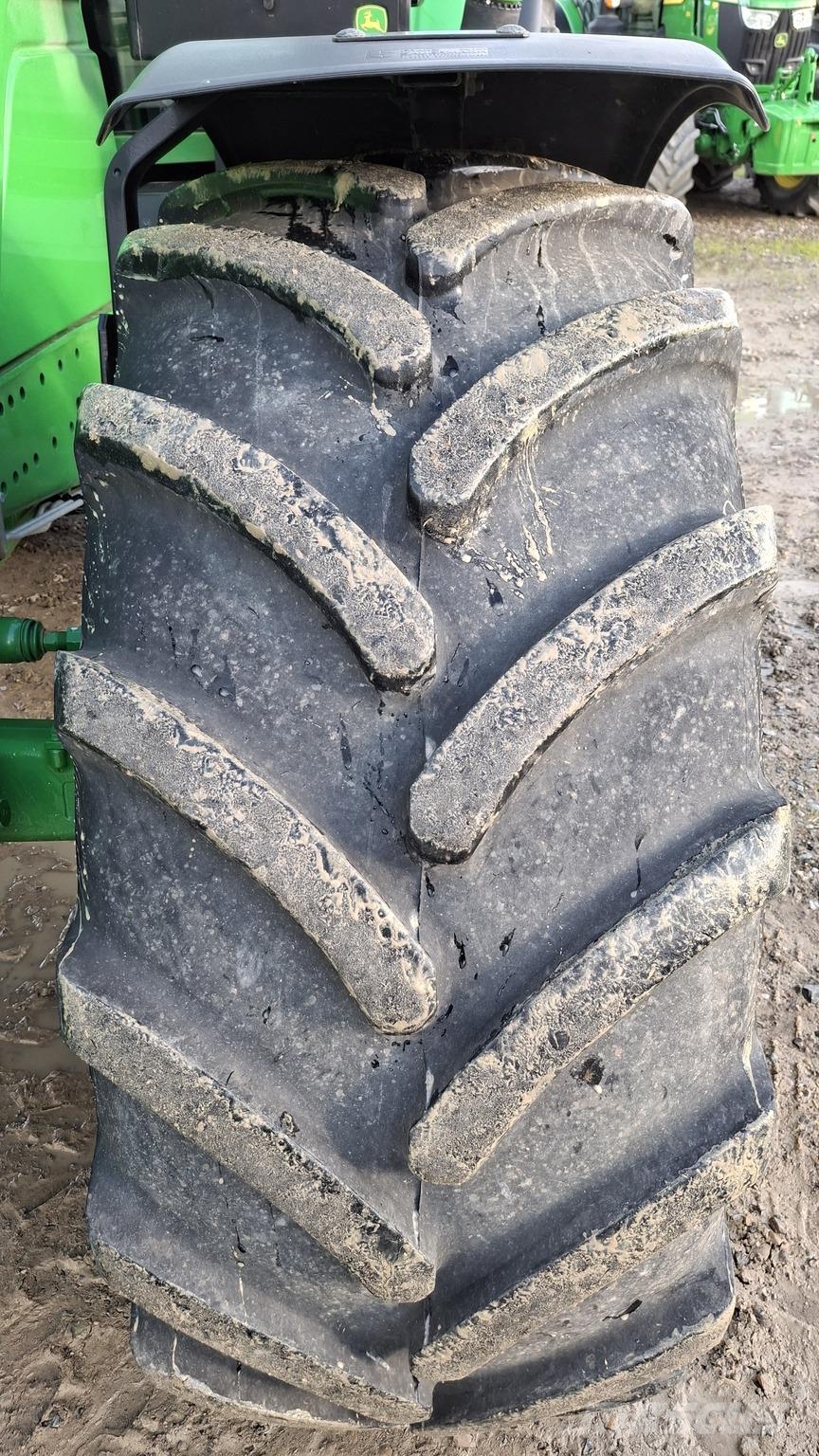 John Deere 6155M الجرارات