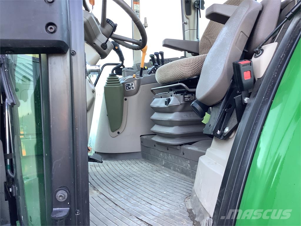 John Deere 6155M Traktorer