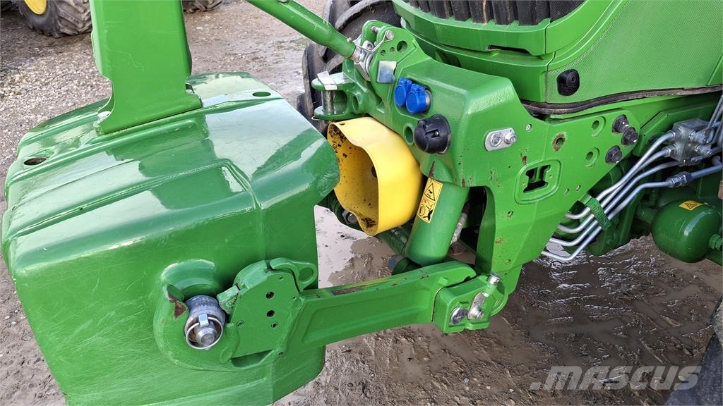 John Deere 6155M الجرارات