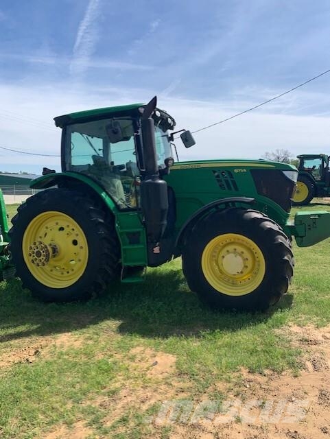 John Deere 6175R Traktory