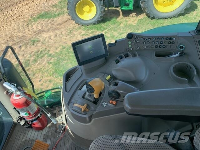 John Deere 6175R Traktory