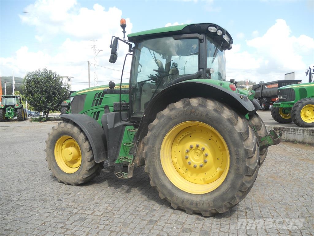John Deere 6190R Traktorit