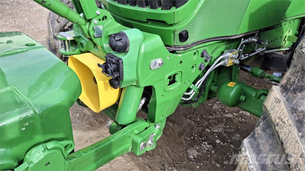 John Deere 6195M Trattori