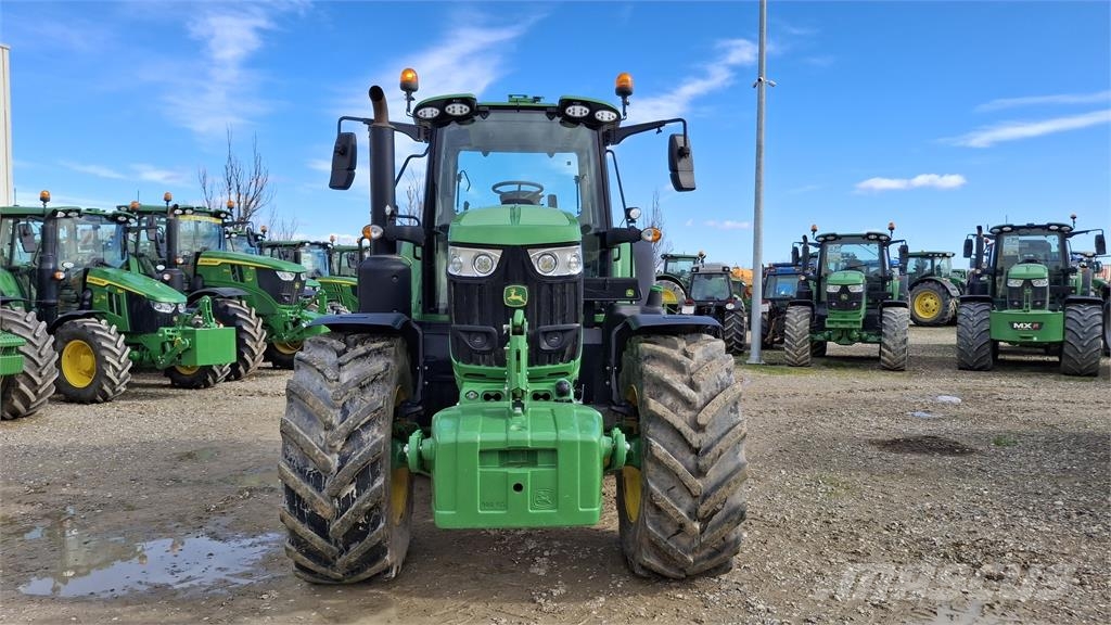 John Deere 6195M Trattori