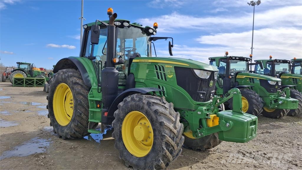 John Deere 6195M Trattori