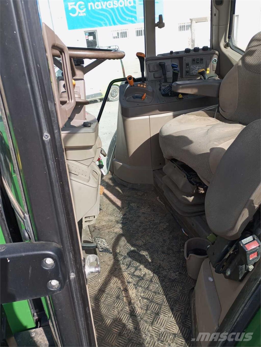 John Deere 6195M Traktorid