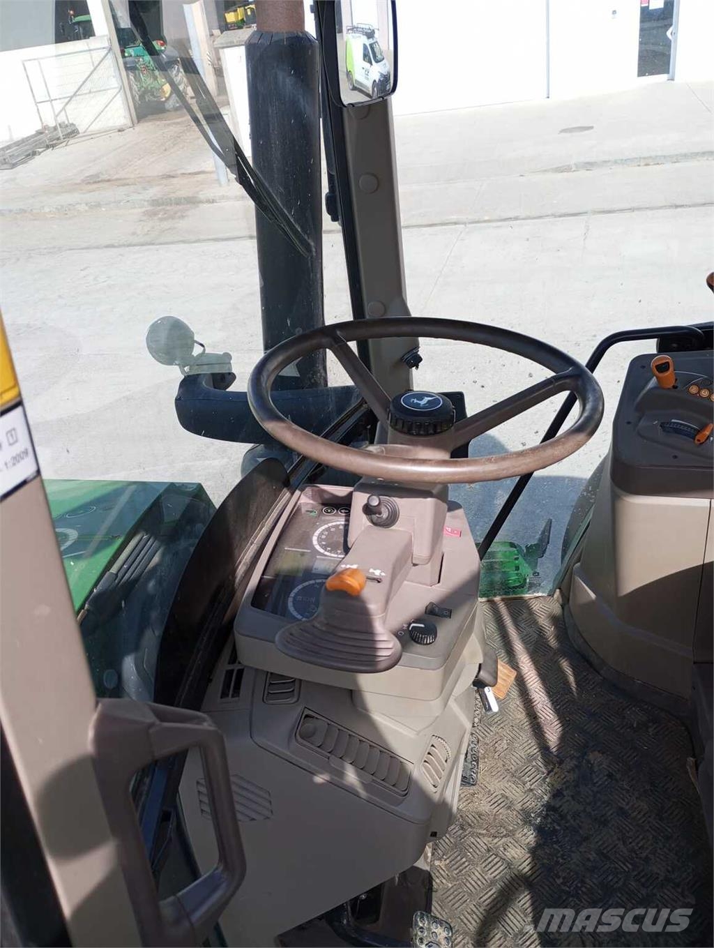 John Deere 6195M Traktorid
