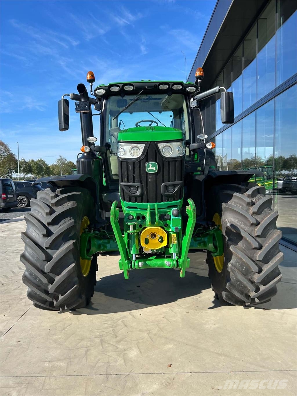 John Deere 6215R Traktorer