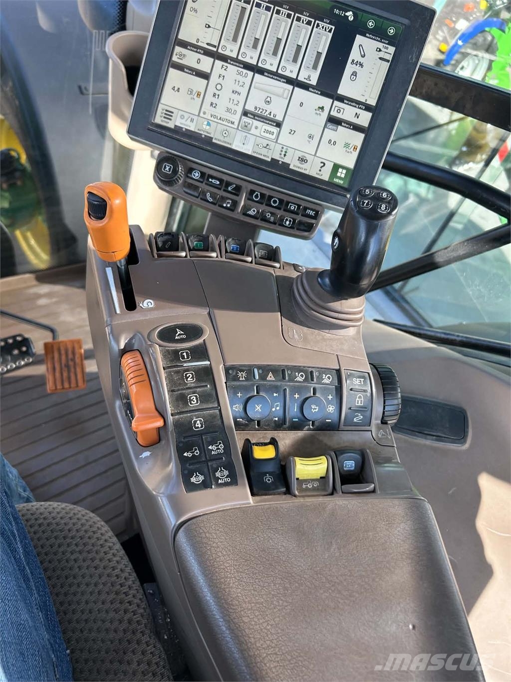 John Deere 6215R Traktorer