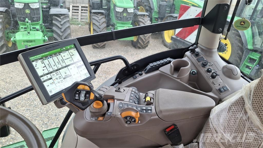 John Deere 6230R Traktorit