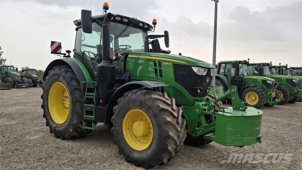 John Deere 6230R Traktorit