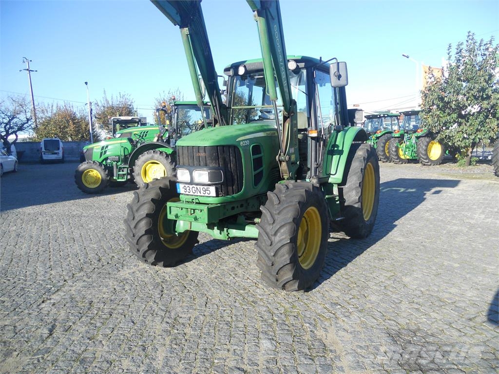John Deere 6230 Traktorok