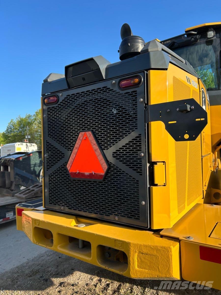 John Deere 624 P لوادر بعجل