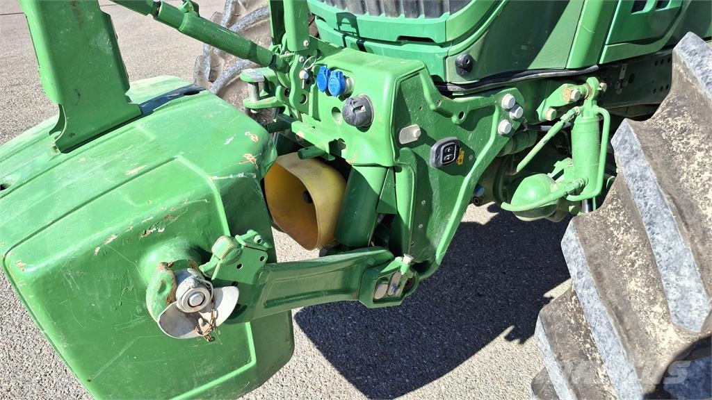 John Deere 6250R Traktoren