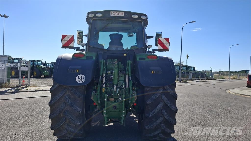 John Deere 6250R Traktoren