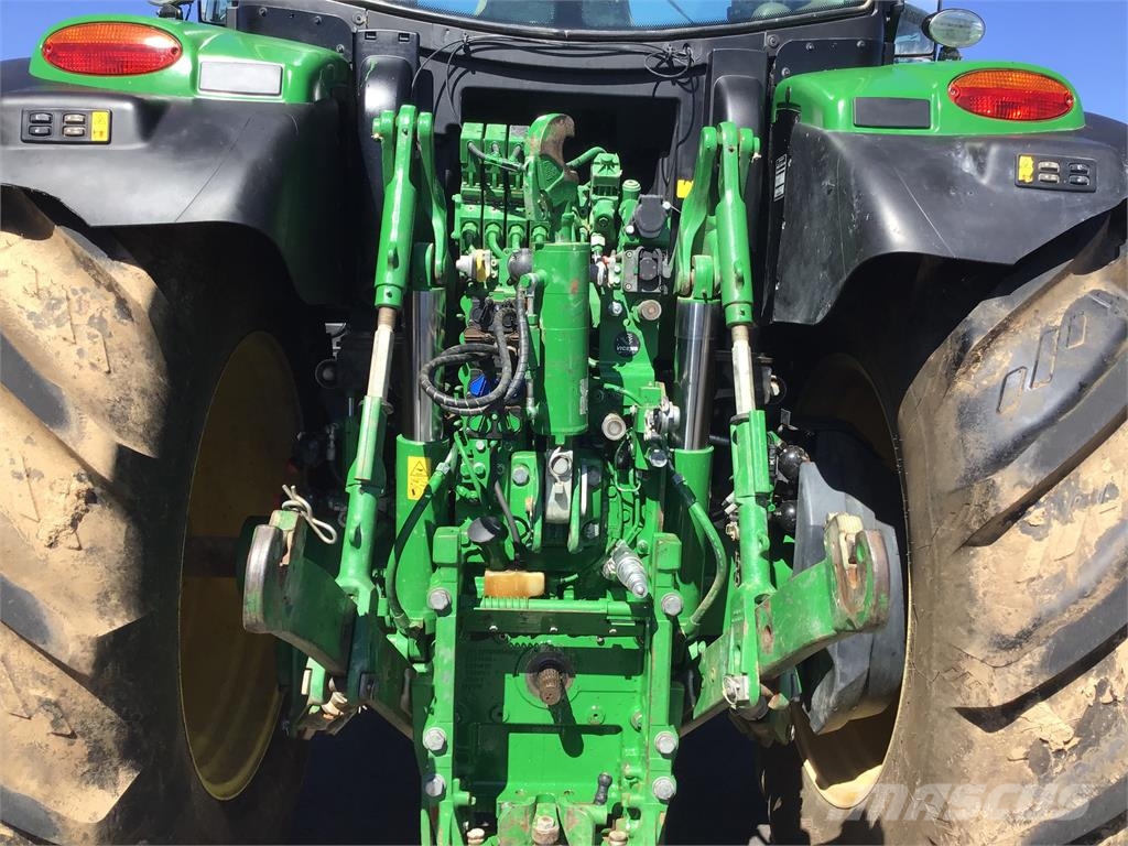 John Deere 6250R Traktori